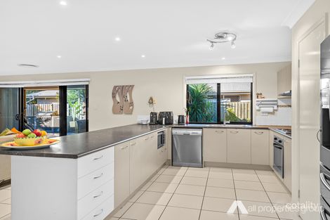 Property photo of 15 Paperbark Crescent Heathwood QLD 4110