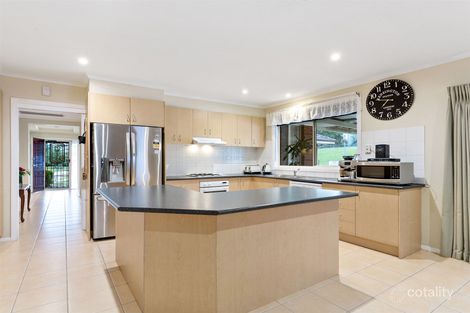 Property photo of 14 Arleon Court Somerville VIC 3912