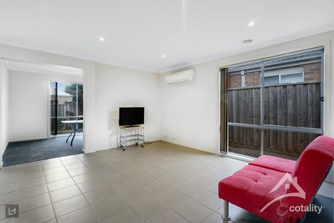 Property photo of 18 Narung Way Wyndham Vale VIC 3024