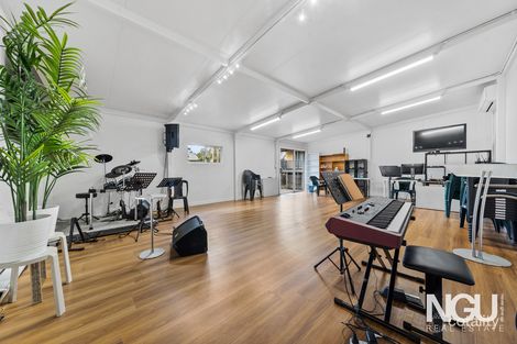 Property photo of 10 Kurrajong Drive Marsden QLD 4132