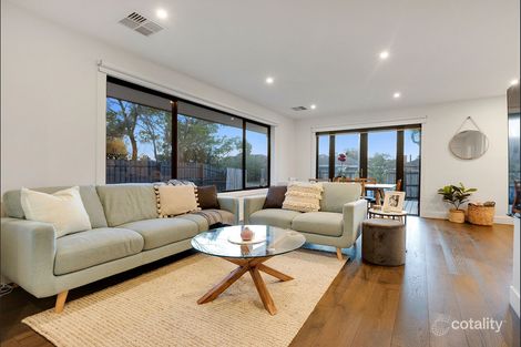 24 Portland Pde, Seaford, VIC 3198