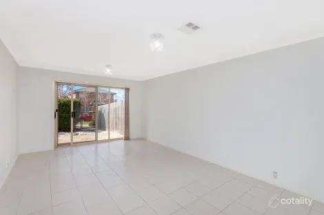 Property photo of 2/2 Neil Currie Street Casey ACT 2913