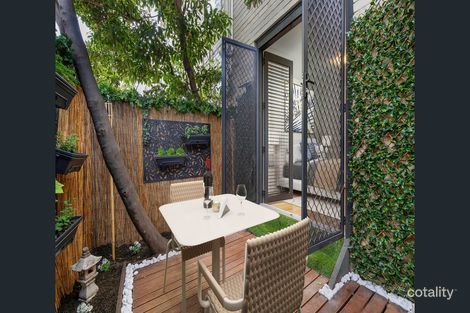 4/25 Bendigo Ave, Elwood, VIC 3184