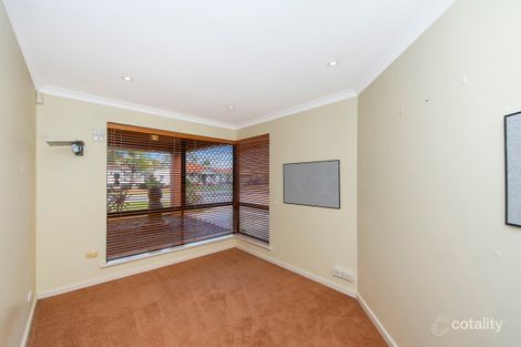 Property photo of 32 Burtonia Place Canning Vale WA 6155