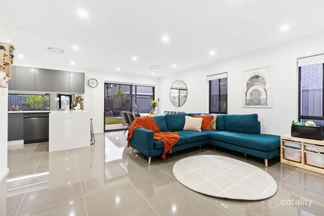 Property photo of 28 Regiment Avenue Austral NSW 2179