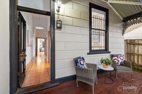 19 Mary St, Windsor, VIC 3181