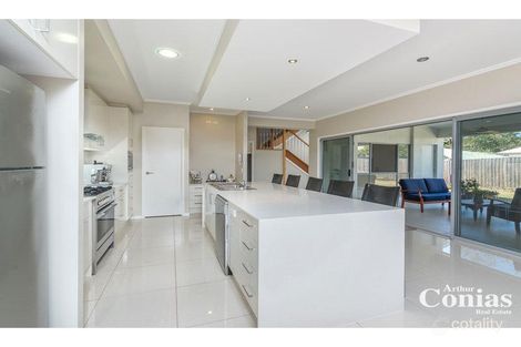 Property photo of 11 Lorikeet Close Fig Tree Pocket QLD 4069