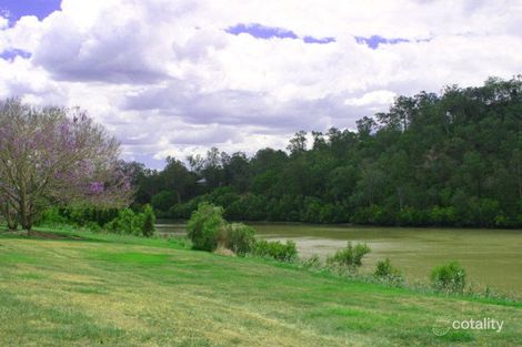 Property photo of 8 Fenchurch Street Fig Tree Pocket QLD 4069