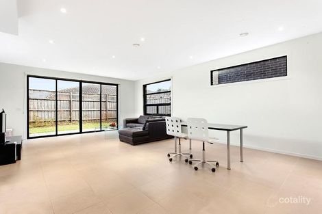 Property photo of 33 Botanic Drive Clayton South VIC 3169