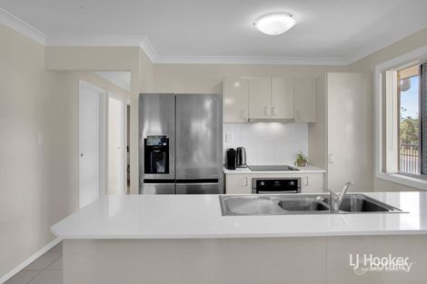 Property photo of 41 Pinehill Street Yarrabilba QLD 4207