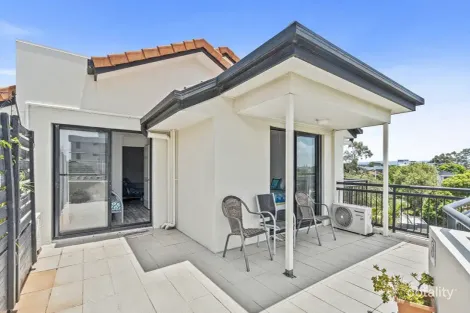Property photo of 36/452 Marine Parade Biggera Waters QLD 4216