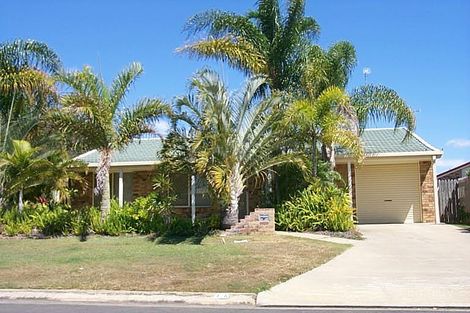 16 Ernie Pattison Dr, Avenell Heights, QLD 4670