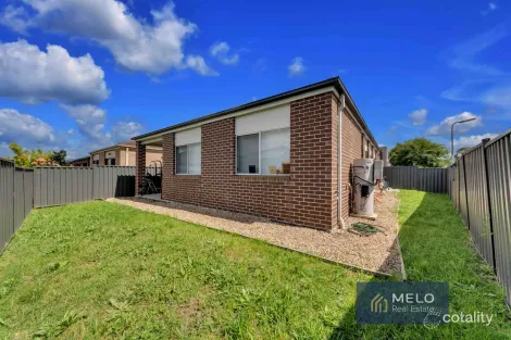 Property photo of 46 Bentham Street Roxburgh Park VIC 3064