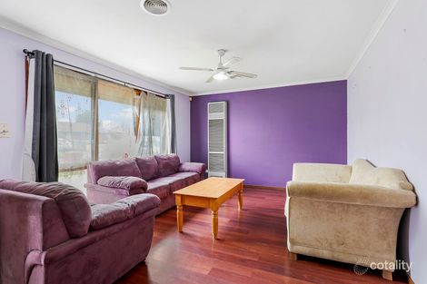Property photo of 136 Courtenay Avenue Cranbourne North VIC 3977