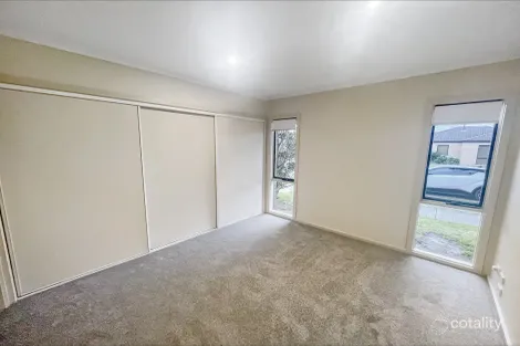 Property photo of 4 College Avenue Traralgon VIC 3844