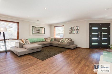Property photo of 8 Balook Court Cranbourne North VIC 3977