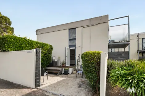1/1 Grandview Ave, Maribyrnong, VIC 3032