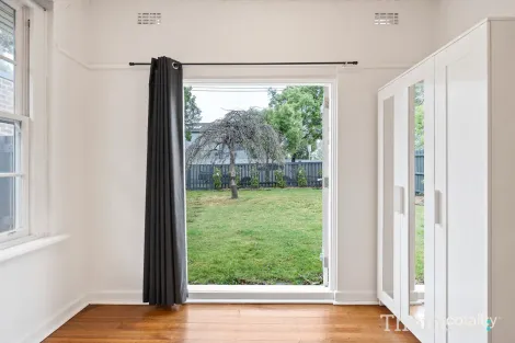 Property photo of 1 Comas Grove Ashburton VIC 3147