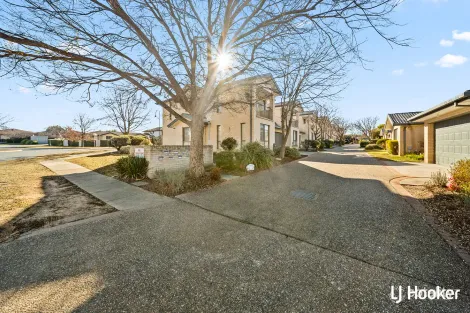 Property photo of 3/60 Benaroon Circuit Amaroo ACT 2914
