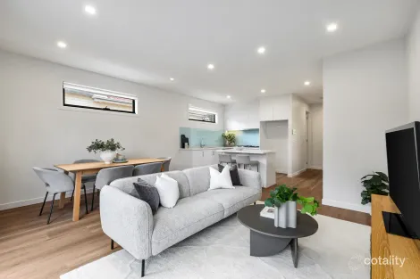 Property photo of 2/12 Inga Street Oakleigh East VIC 3166