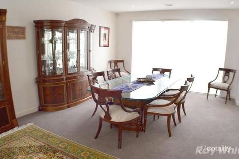 Property photo of 1 Beaconsfield Road Mulgrave VIC 3170
