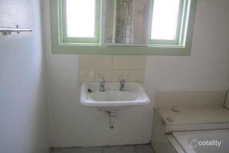 Property photo of 118 Devonshire Road Sunshine VIC 3020