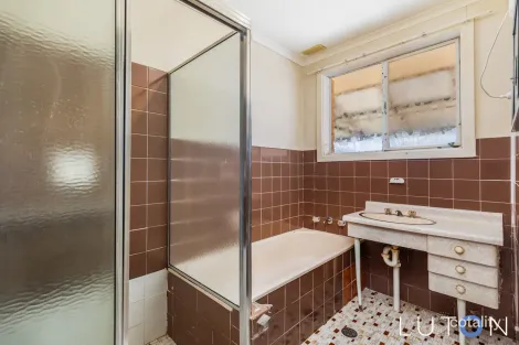 Property photo of 3 Tobin Place Holder ACT 2611