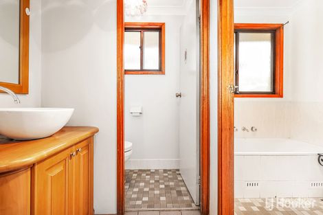 Property photo of 11 Tabitha Place Plumpton NSW 2761