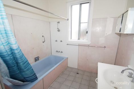 Property photo of 4 Kelly Avenue Armidale NSW 2350