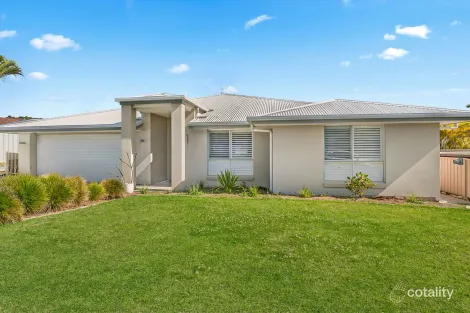 8 Catalina Cl, Lake Cathie, NSW 2445