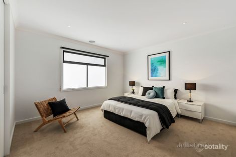 Property photo of 2/19 Grenfell Road Mount Waverley VIC 3149