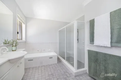 Property photo of 12 Excelsior Street Lisarow NSW 2250