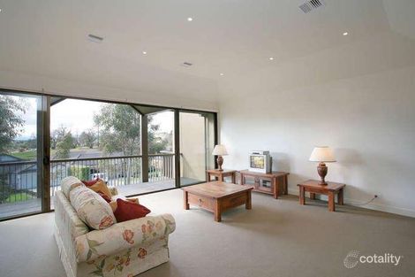 Property photo of 13 St Andrews Court Chirnside Park VIC 3116