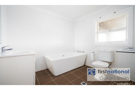 Property photo of 15 Cowper Street Picton NSW 2571