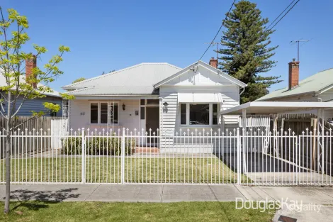 Property photo of 77 Benjamin Street Sunshine VIC 3020