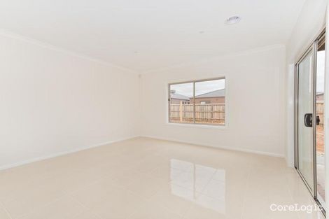Property photo of 12 Orchid Avenue Harkness VIC 3337