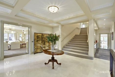 Property photo of 10 Monomeath Avenue Canterbury VIC 3126