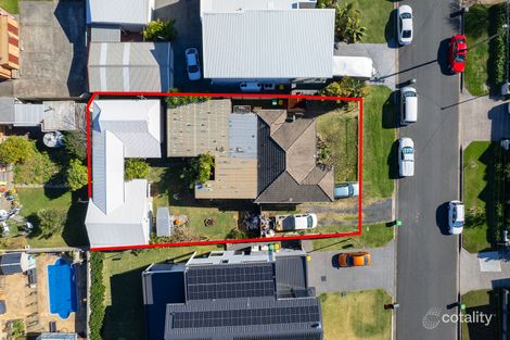 3 Liamina Ave, Woonona, NSW 2517