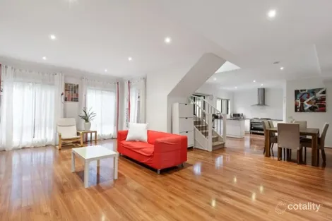 Property photo of 2/3 Melinga Crescent Chadstone VIC 3148