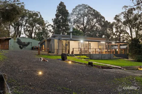 5 FRANK ST, ADAMS ESTATE, VIC 3984