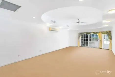 Property photo of 58 Koppen Terrace Mooroobool QLD 4870