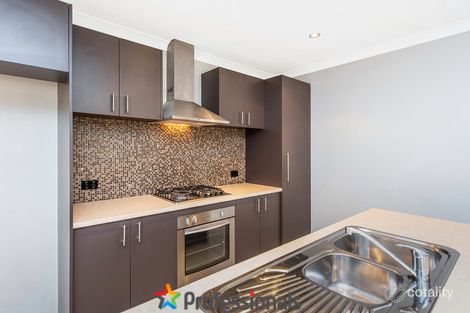 Property photo of 1 Highcliffe Circle Lakelands WA 6180