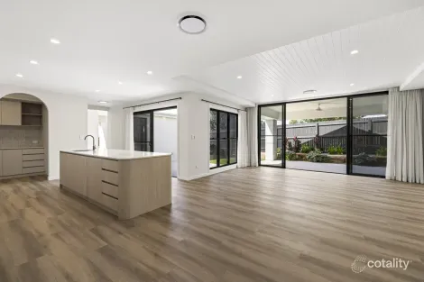 Property photo of 23 Catherine Circuit Middle Ridge QLD 4350