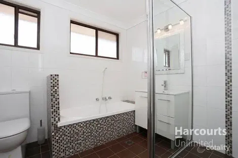 Property photo of 14 Roath Place Prospect NSW 2148
