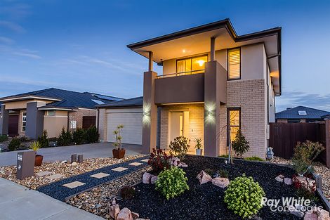 Property photo of 18 Emu Bush Drive Cranbourne West VIC 3977