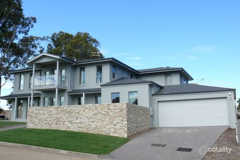 Property photo of 1 Araluen Court Paynesville VIC 3880