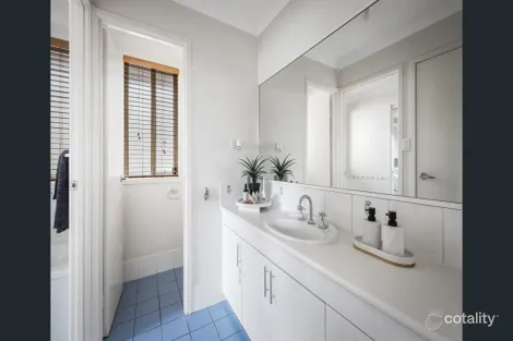 Property photo of 8 Yuroka Street Glenmore Park NSW 2745