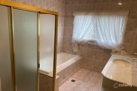 Property photo of 74 Wyangan Avenue Griffith NSW 2680