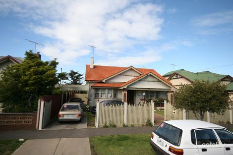 12 Bay St, Rippleside, VIC 3215