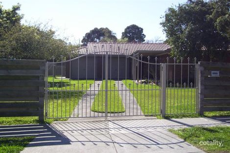 Property photo of 2 Valley Fair Drive Narre Warren VIC 3805